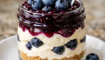 Blueberry Cheesecake Parfait Recipe